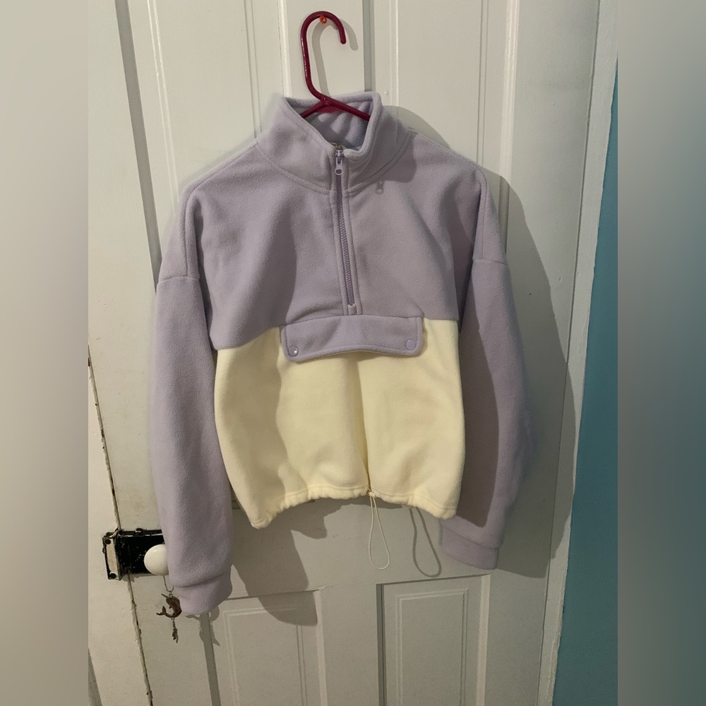 Hippie Rose fleece sweater